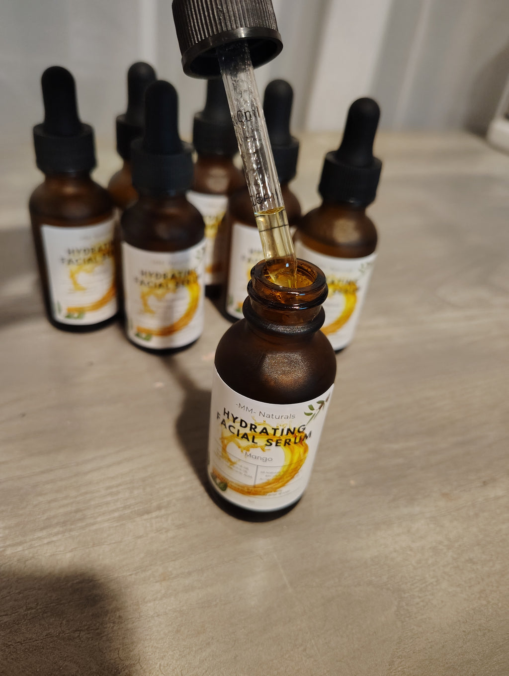 Hydrating Facial Serum w/Vitamin C & Hyaluronic Acid